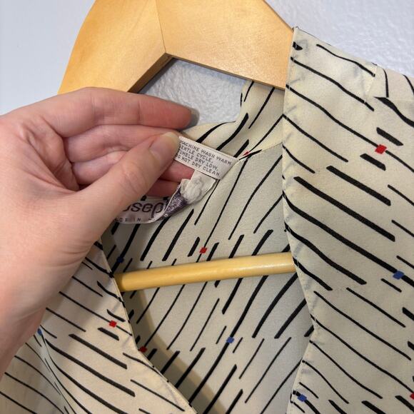 Vtg Josephine Blouse Diagonal Grid Print Puff Sleeve Button Top | Dark Winter - Picture 7 of 7